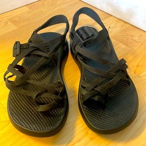 Chaco - Black Sandal US size 8